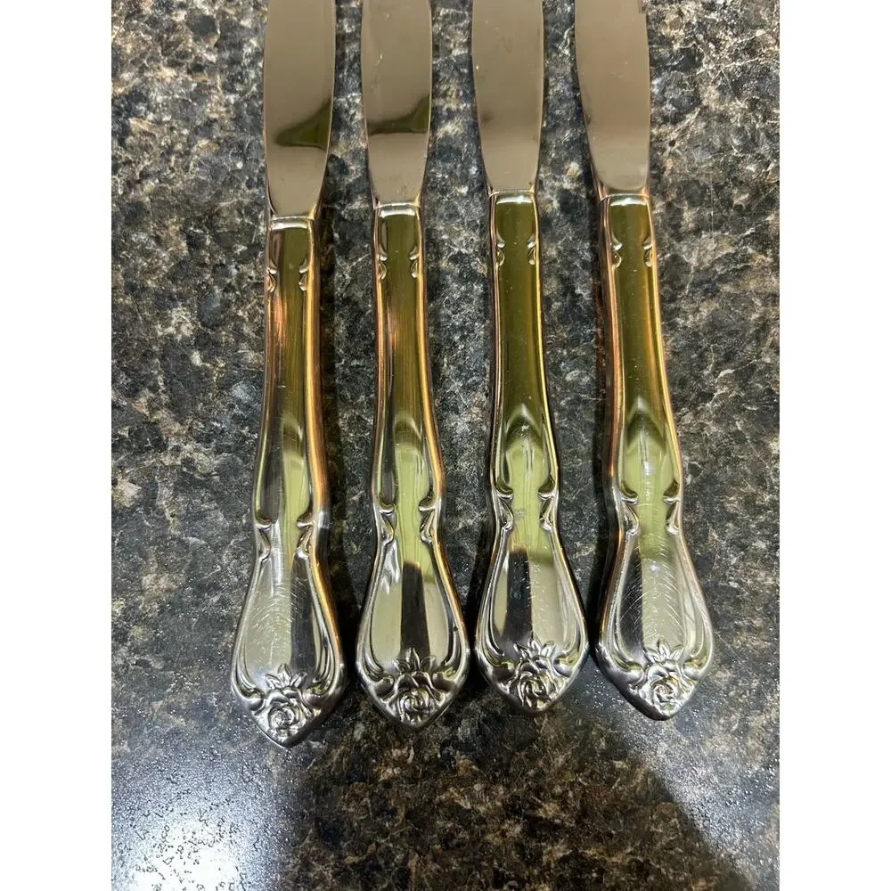 1881 Rogers Oneida Ltd True Arbor Rose Set of 4 Dinner Knives Stainless Flatware